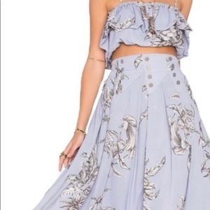 Tularosa carver skirt. Color: chambray